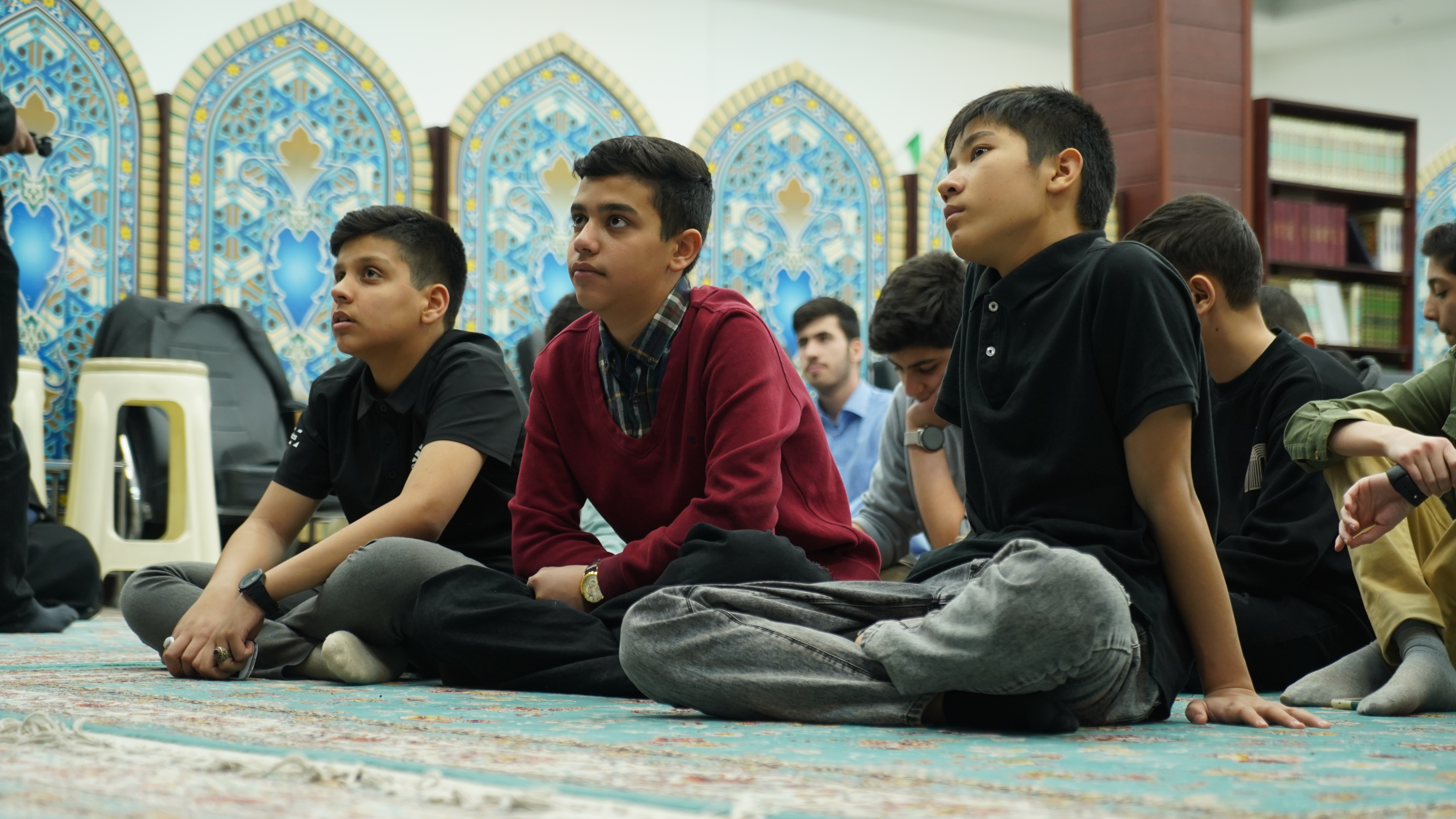 گزارش تصویری | شب اول - مراسم مناجات خوانی و محفل انس با قرآن