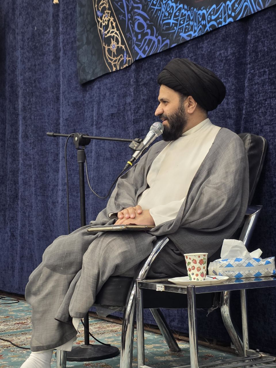 گزارش تصویری | شب سوم - مراسم مناجات خوانی و محفل انس با قرآن