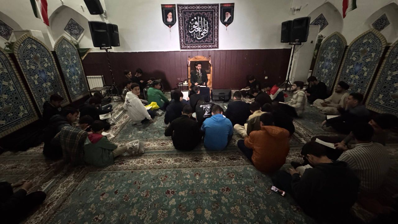 گزارش تصویری | مناجات خوانی و توسل به اهل بیت (ع)