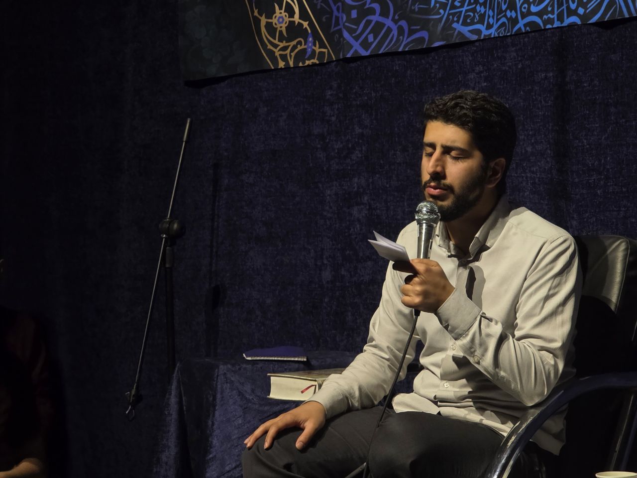 گزارش تصویری | شب سوم - مراسم مناجات خوانی و محفل انس با قرآن