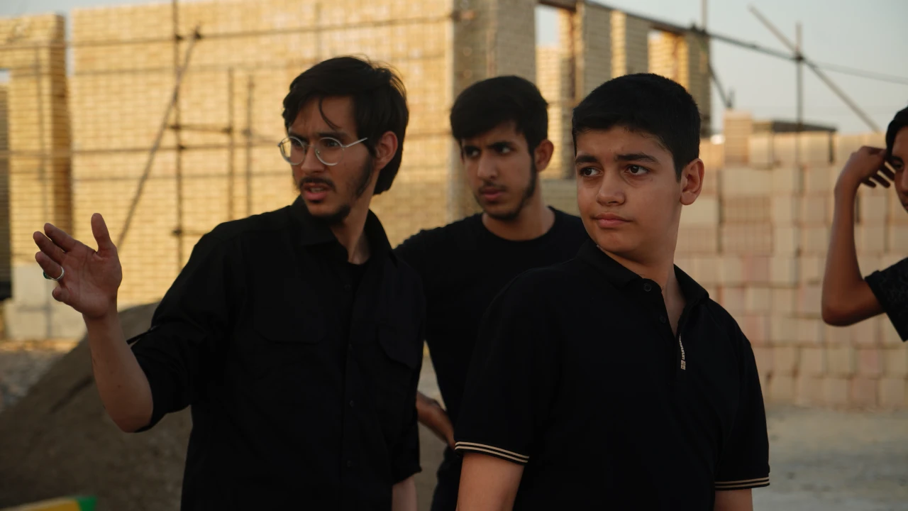 آبادرو | روز اول