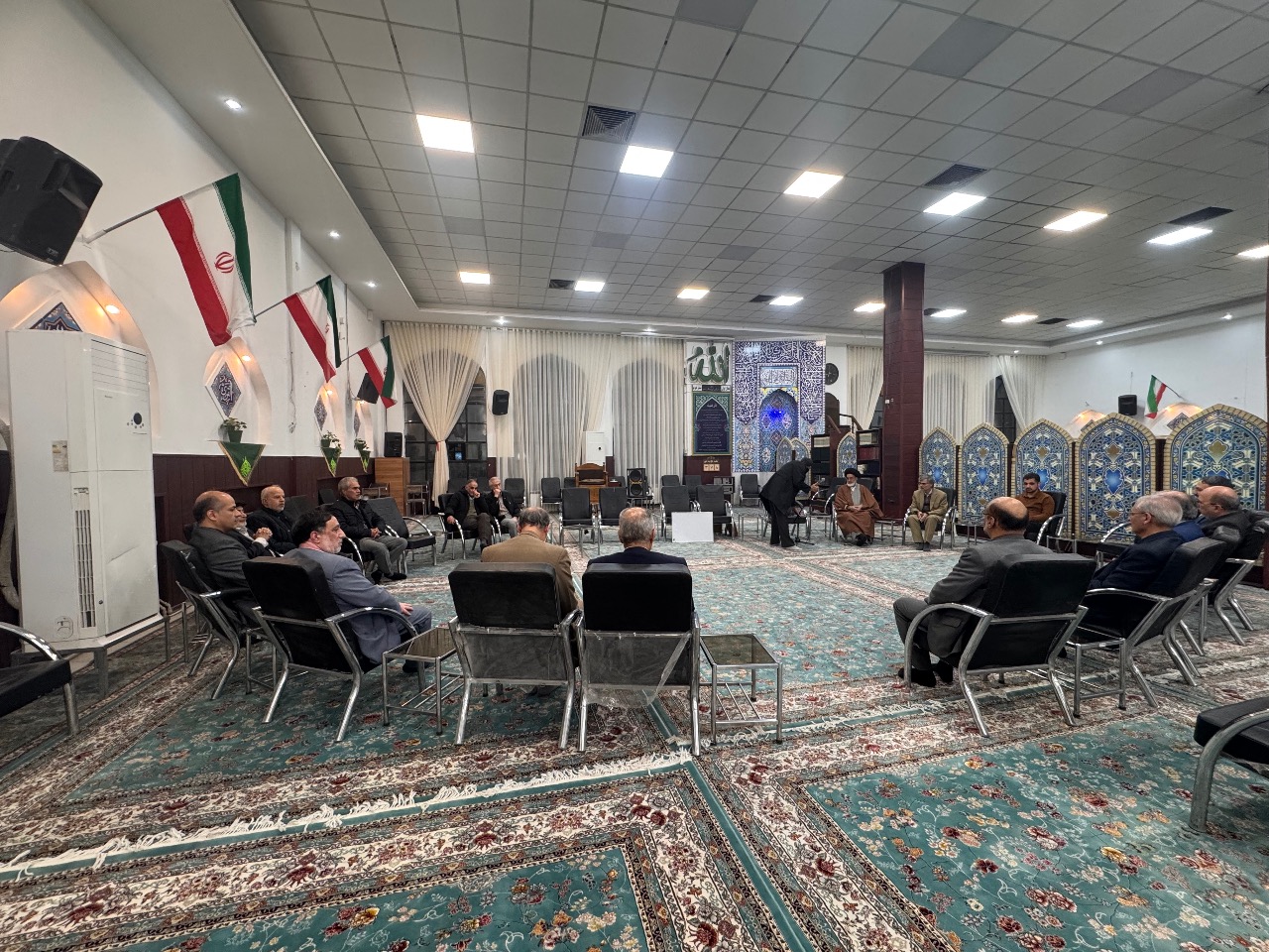 هم اندیشی فرهیختگان شهر مشهد در مسجد الزهرا (س)